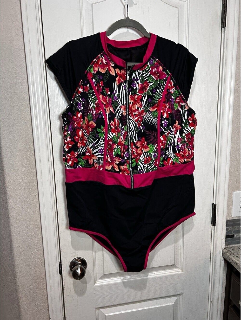 Swimsuits For All Zip Front One Piece Swimsuit Floral Zebra Plus Size NWT Sz 26